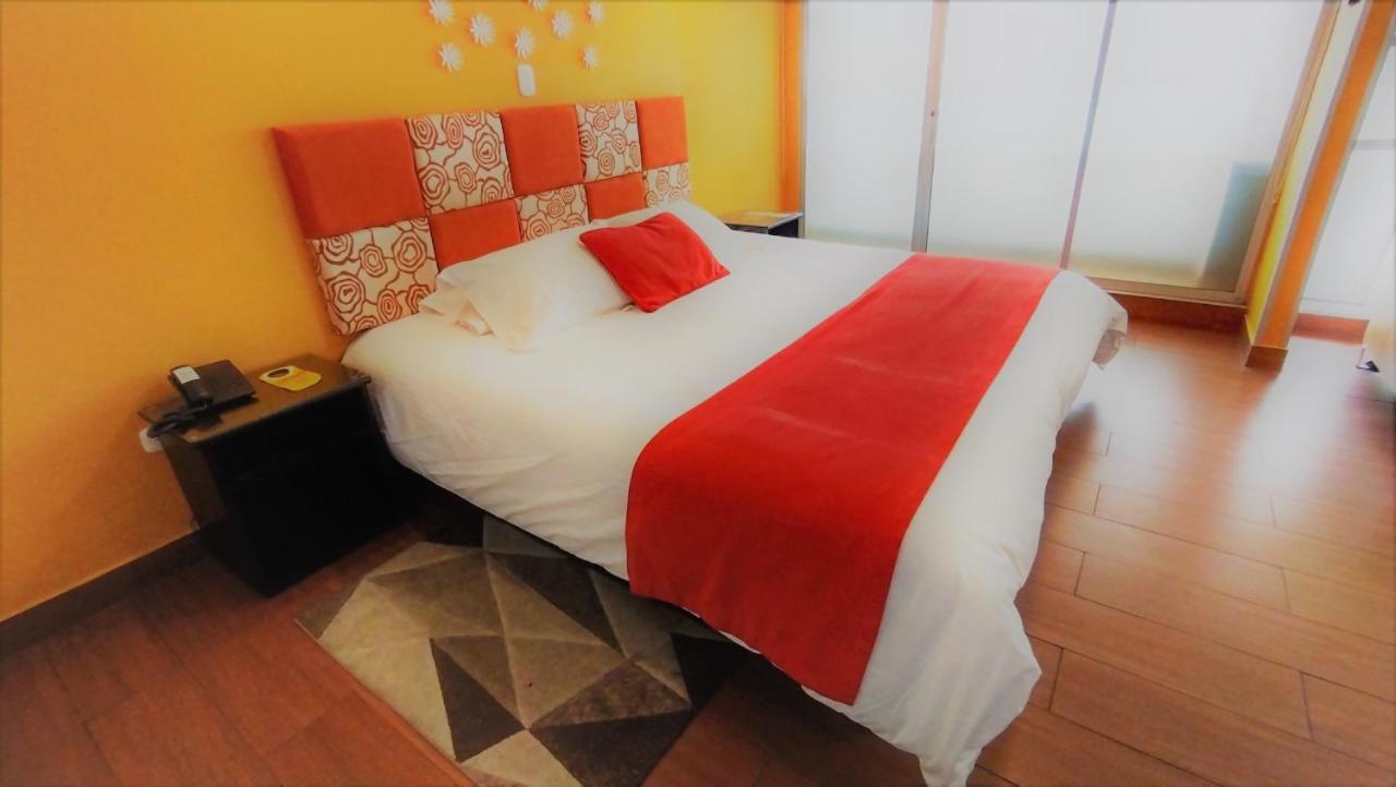 Casa Madrigal Hotel Пасто Екстер'єр фото