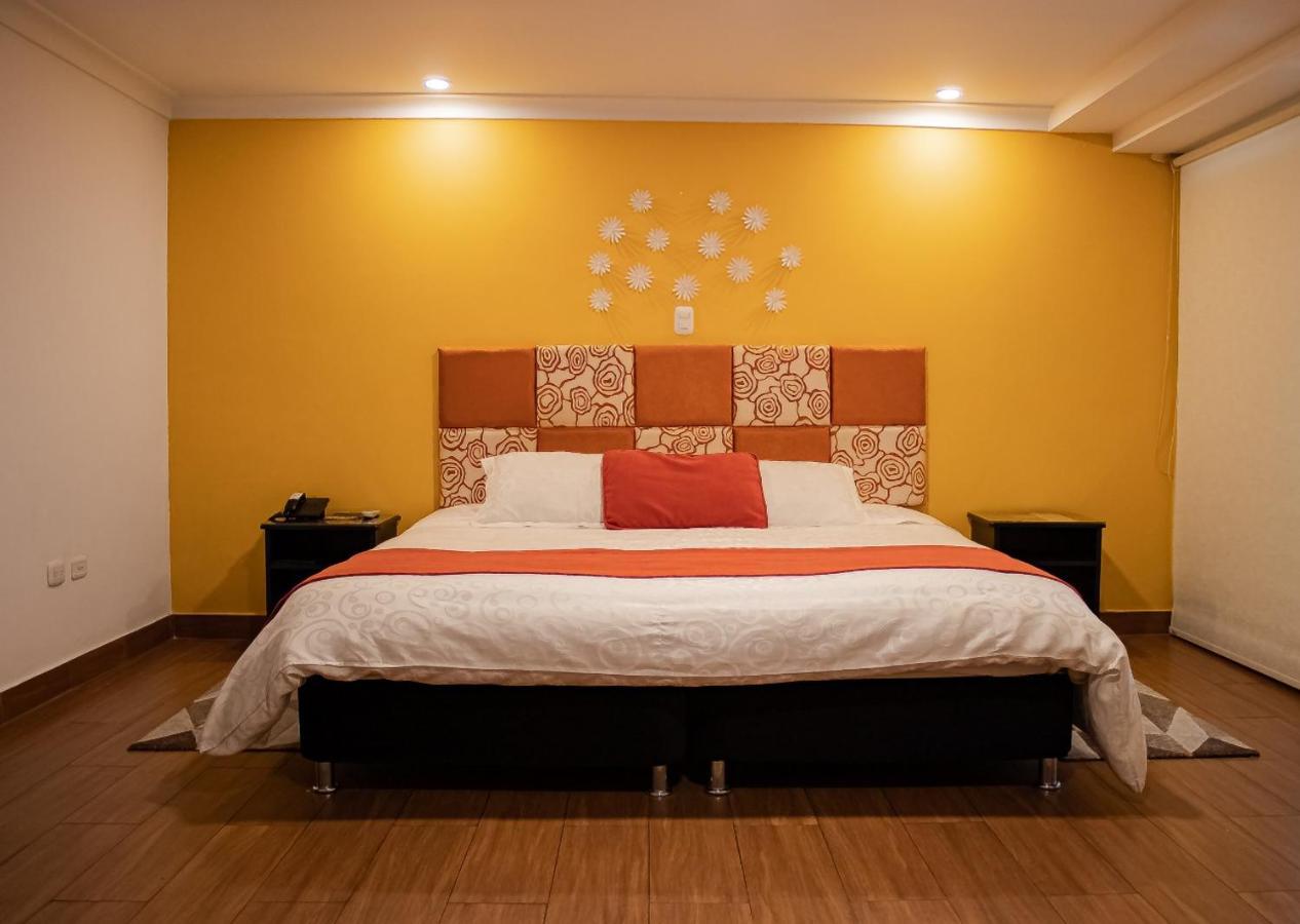 Casa Madrigal Hotel Пасто Екстер'єр фото