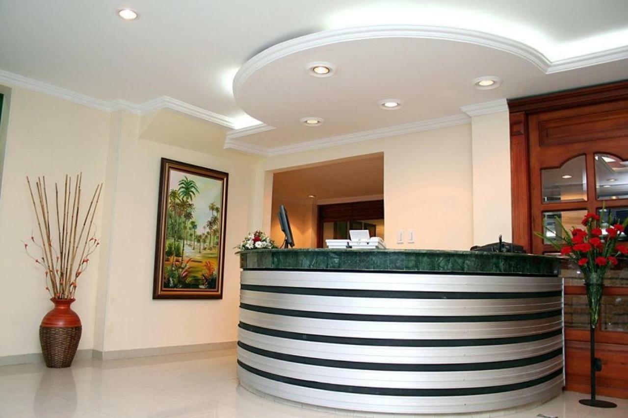 Casa Madrigal Hotel Пасто Екстер'єр фото